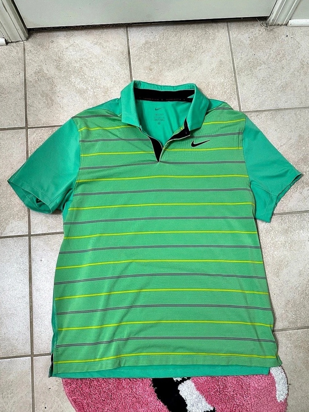 Nike Tiger Woods Collection Striped Golf Polo Men's Green & Yellow Medium